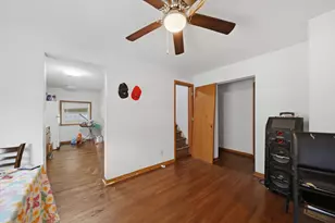 608 E 10th St, Rock Falls, IL 61071 - Photo 2