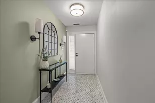 1569 Winnetka Rd, Glenview, IL 60025 - Photo 2