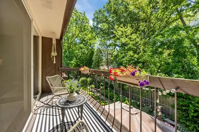 1569 Winnetka Road, Glenview, IL 60025 - Photo 12