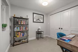1569 Winnetka Rd, Glenview, IL 60025 - Photo 18