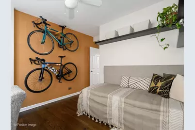 910 N Washtenaw Avenue #1, Chicago, IL 60622 - Photo 16