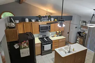 78 W 31st St, Steger, IL 60475 - Photo 12