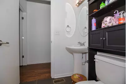2101 W Fletcher Street #CH1, Chicago, IL 60618 - Photo 16