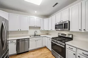 34435 N Old Walnut Cir, Gurnee, IL 60031 - Photo 10