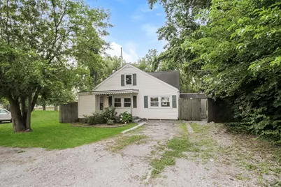 1107 E Joliet Street, Crown Point, IN 46307 - Photo 4