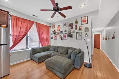 4007 S Calumet Boulevard #2S, Chicago, IL 60653 - Photo 4