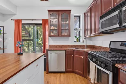 4007 S Calumet Boulevard #2S, Chicago, IL 60653 - Photo 6