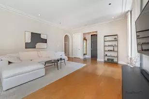 118 E Erie St, Chicago, IL 60611 - Photo 24