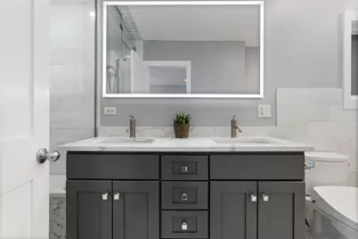 1461 W Grand Avenue #1, Chicago, IL 60642 - Photo 14