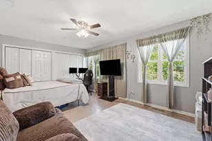 8625 Niles Center Rd, Skokie, IL 60077 - Photo 10