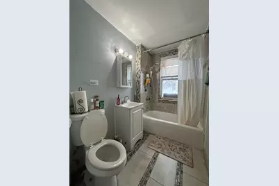 11633 S Parnell Avenue, Chicago, IL 60628 - Photo 10