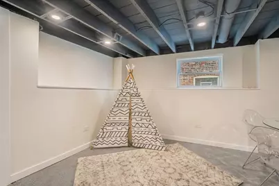 2724 N Mobile Avenue, Chicago, IL 60639 - Photo 28