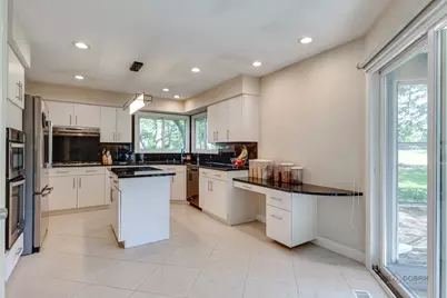 287 Willow Parkway, Buffalo Grove, IL 60089 - Photo 12