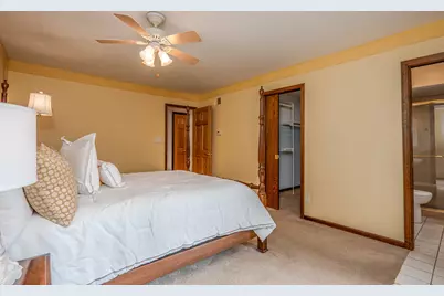 915 S Jefferson Street, Batavia, IL 60510 - Photo 12