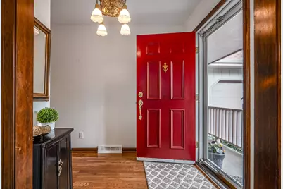 915 S Jefferson Street, Batavia, IL 60510 - Photo 2
