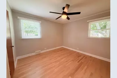 26W416 Macarthur Avenue, Carol Stream, IL 60188 - Photo 12
