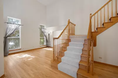 2519 Crestview Drive, Aurora, IL 60502 - Photo 2