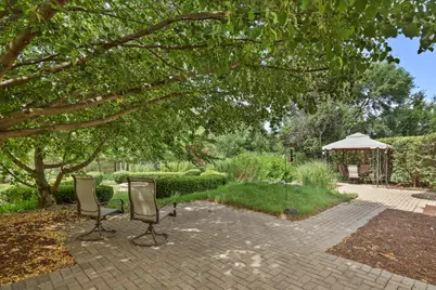 2519 Crestview Drive, Aurora, IL 60502 - Photo 32