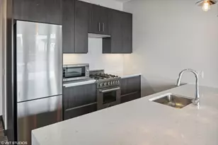 171 N Aberdeen St, Chicago, IL 60607 - Photo 6