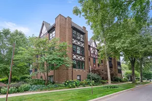 1920 Lincoln St, Evanston, IL 60201 - Photo 1