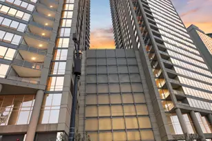 600 N Lake Shore Dr, Chicago, IL 60611 - Photo 1