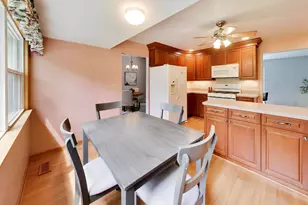 803 E Valley Ln, Arlington Heights, IL 60004 - Photo 14