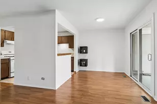 1160 Northbury Ln, Wheeling, IL 60090 - Photo 6