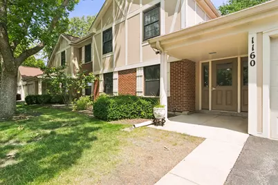 1160 Northbury Lane #C1, Wheeling, IL 60090 - Photo 2