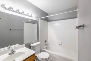 3109 Lynette Ln, Island Lake, IL 60042 - Photo 16