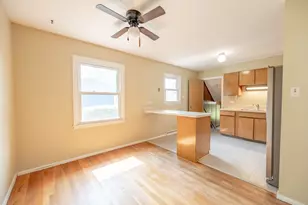 2203 Kirchoff Rd, Rolling Meadows, IL 60008 - Photo 4