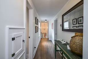 1031 E Bauer Rd, Naperville, IL 60563 - Photo 26