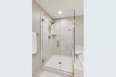 530 N Lake Shore Drive #1104, Chicago, IL 60611 - Photo 18