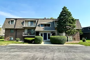 264 E Bailey Rd, Naperville, IL 60565 - Photo 1