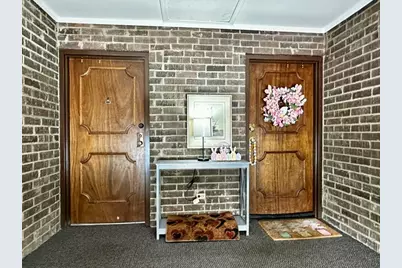 264 E Bailey Road #H, Naperville, IL 60565 - Photo 2