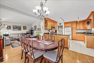 2530 Old Glenview Rd, Wilmette, IL 60091 - Photo 2