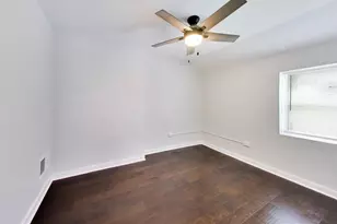 2504 E 96th St, Chicago, IL 60617 - Photo 16