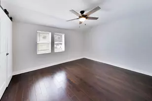 2504 E 96th St, Chicago, IL 60617 - Photo 12
