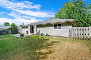 8326 Mildred Rd, Machesney Park, IL 61115 - Photo 2