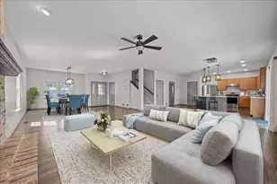 1149 Motz St, Elburn, IL 60119 - Photo 2