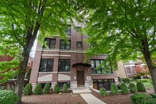 421 S Ridgeland Ave, Oak Park, IL 60302 - Photo 2