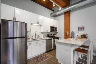 1500 W Monroe St, Chicago, IL 60607 - Photo 4