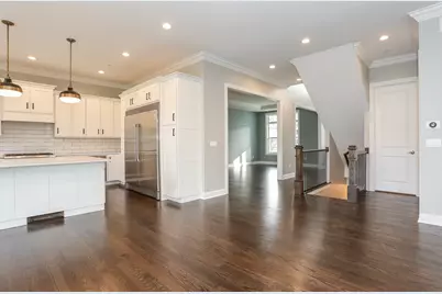 10535 Red Leaf Circle, Lakewood, IL 60014 - Photo 8