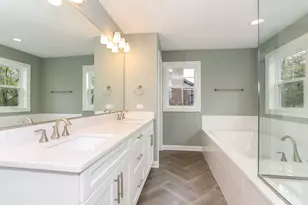 10535 Red Leaf Cir, Lakewood, IL 60014 - Photo 16