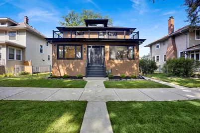 837 S Humphrey Avenue, Oak Park, IL 60304 - Photo 1