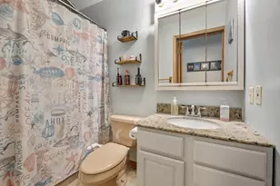242 E Jefferson Ave, Hampshire, IL 60140 - Photo 10