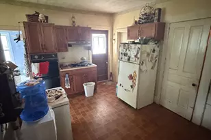 105 N Center St, Gardner, IL 60424 - Photo 6