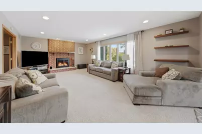 10800 Ridgewood Drive, Palos Park, IL 60464 - Photo 12