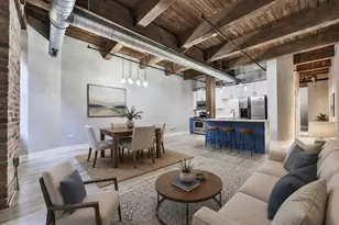 1500 W Monroe St, Chicago, IL 60607 - Photo 2