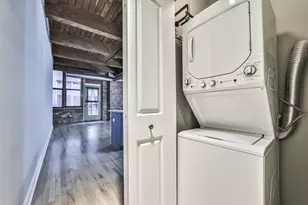 1500 W Monroe St, Chicago, IL 60607 - Photo 14