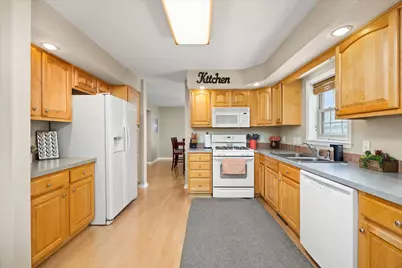 999 W Cermak Road, Braidwood, IL 60408 - Photo 14